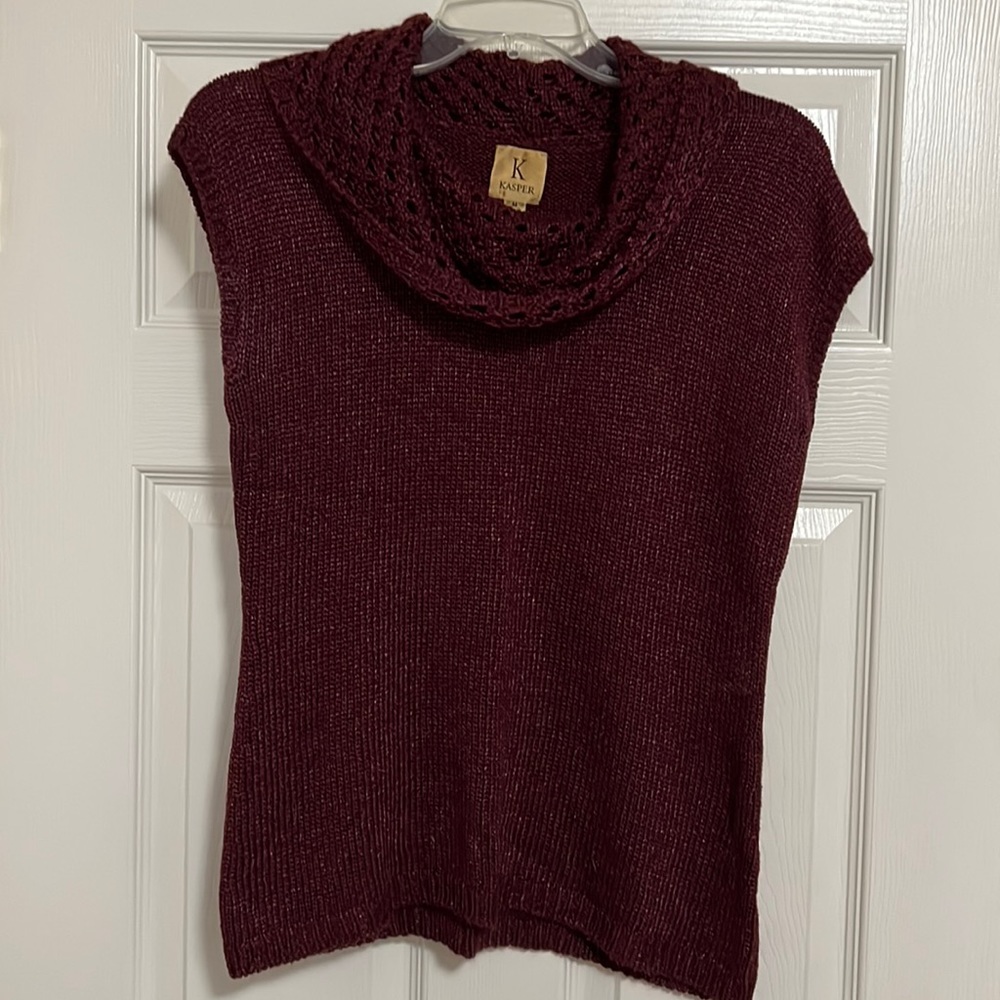 Kasper sleeveless sweater, size M